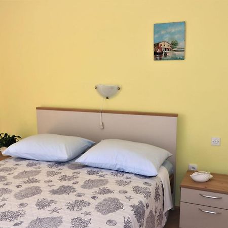 אומאג Family Rooms Moela מראה חיצוני תמונה