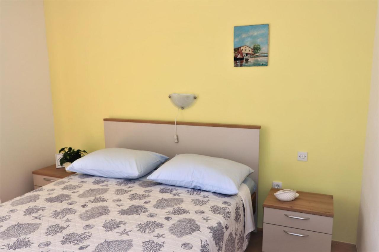 אומאג Family Rooms Moela מראה חיצוני תמונה