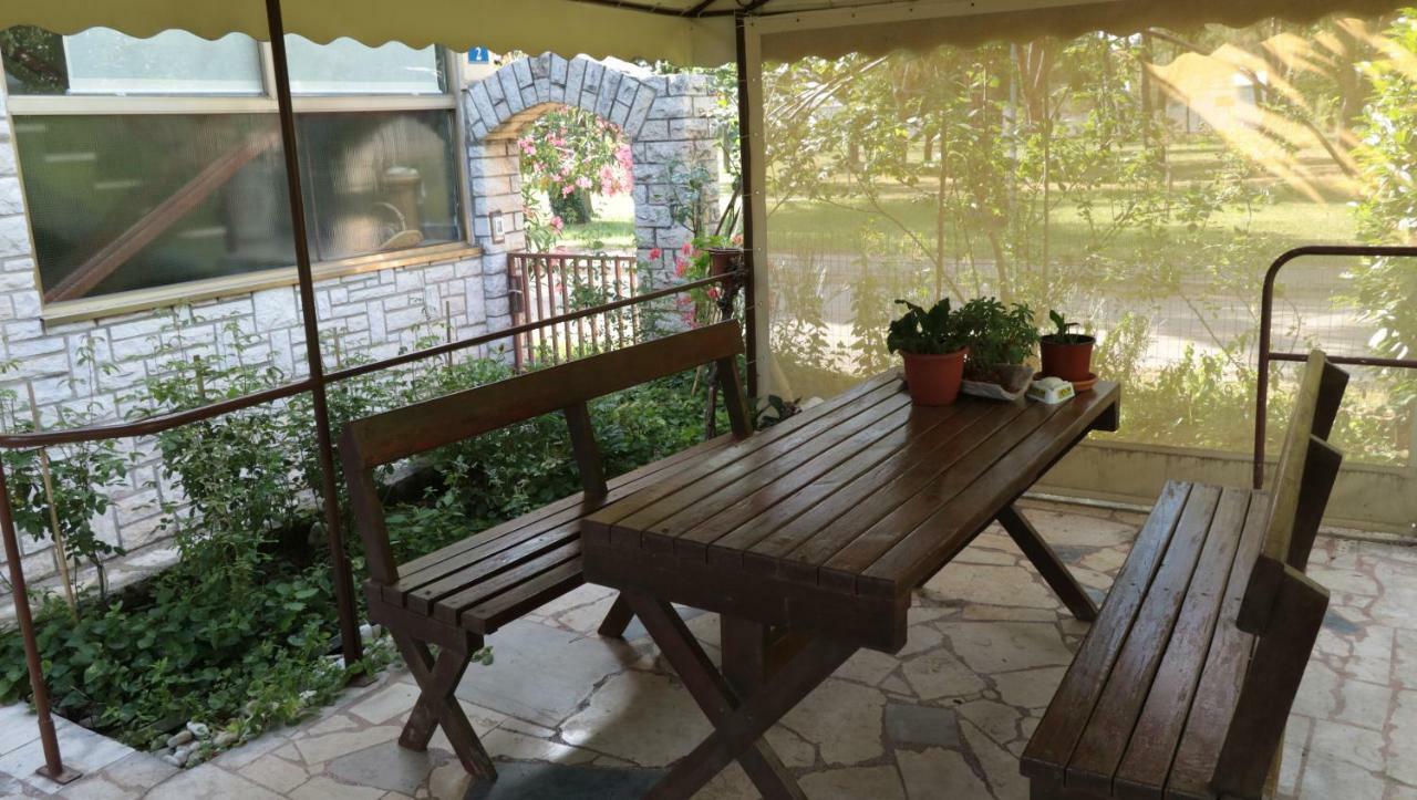 אומאג Family Rooms Moela מראה חיצוני תמונה