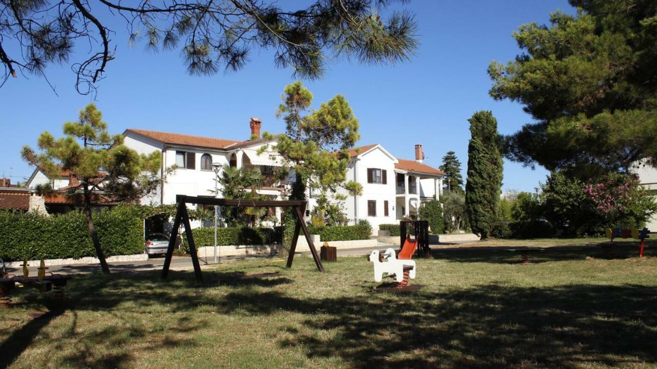 אומאג Family Rooms Moela מראה חיצוני תמונה